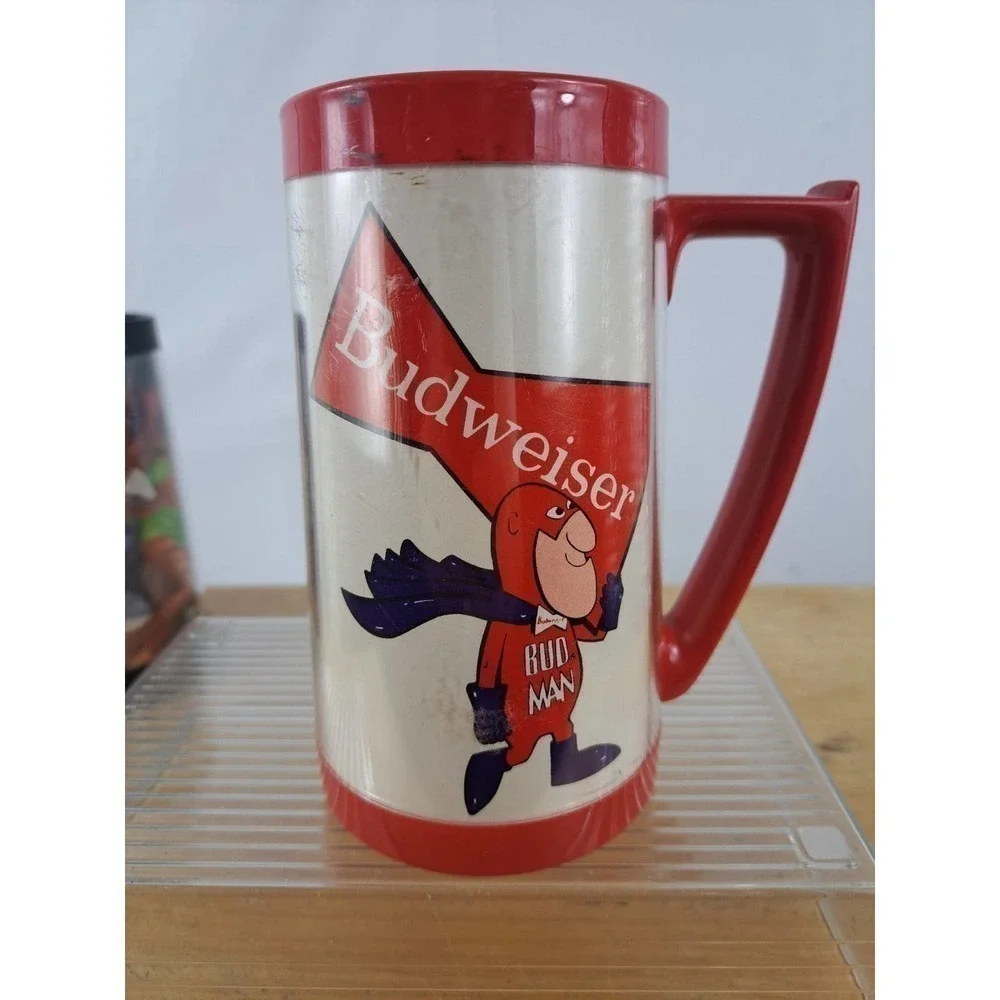 Set of Vintage Thermo-Serv Snap-On Pin-up & Bud Man Budweiser beer mug cups
